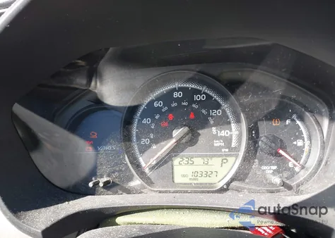 2015 Toyota Yaris L из США, поврежденный, VIN VNKJTUD36FA029813